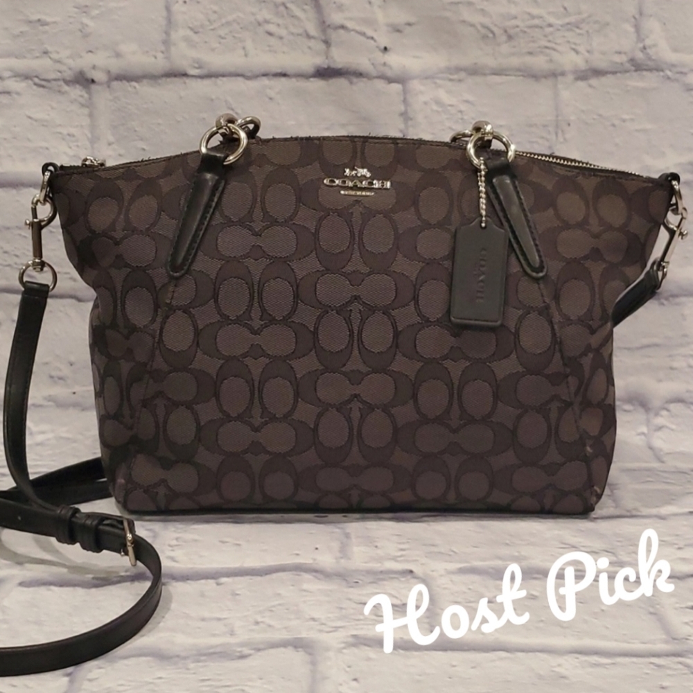 ⭐️HP Coach Small Kelsey Satchel